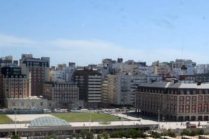 Montenegro impulsa beneficios extras a Aldrey Iglesias: los pagan vecinos y vecinas