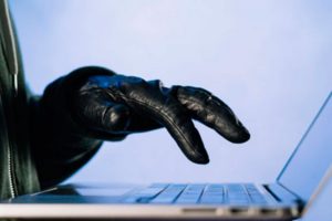 Se presentó una nueva edición de “Cosa de grandes” dedicada a los ciberdelitos