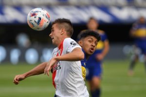 Boca y un River disminuido por el coronavirus dirimen la clasificación a semis