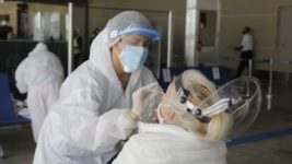 Laboratorios de análisis ratifican su oposición a la venta libre de test rápidos