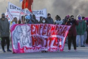 Trabajadores de la salud cortaron la Ruta 88 para reclamar por un salario “digno”