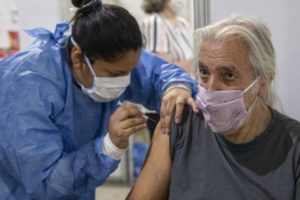 Argentina superó hoy los tres millones de contagios de coronavirus