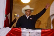 La proclamación oficial de Castillo como presidente de Perú pende de un hilo judicial