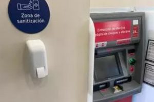 La Municipalidad infraccionó a cinco bancos por no disponer alcohole en gel en sus cajeros automáticos