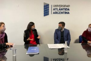 CEFIL y la Universidad Atlántida Argentina firman convenio en aniversario del “Ni Una Menos”