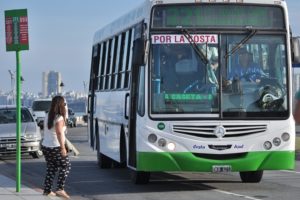 La línea 221 también retomó la actividad luego de la protesta y paro de los choferes