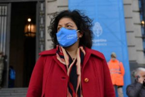 Vizzotti aseguró que se está analizando la “combinación de vacunas” para avanzar con la segunda dosis