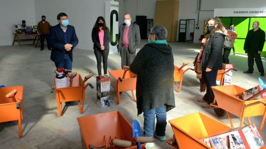 Miguel Lunghi y el ministro Daniel Arroyo inauguraron el Polo Productivo y Social