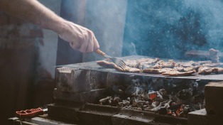 El precio de la carne aumentó 90,3% en un año y el asado de tira subió 101,5%