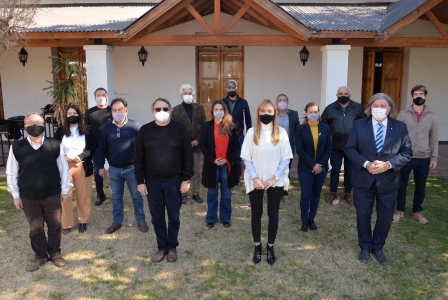 Ramón cerró con Fernández Sagasti y busca la reelección en Mendoza