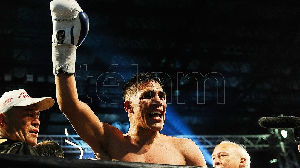 Vergonzoso fallo: Castaño ganó en el ring, pero los jueces dieron empate ante Charlo por la unificación