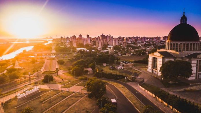 Hacen protesta multisectorial y “sin políticos” contra el gobierno en San Nicolás