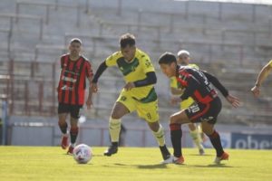 Mal arranque para Aldosivi: perdió 2-0 de local con Patronato