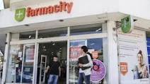 Por las restricciones, las farmacias se van del microcentro porteño