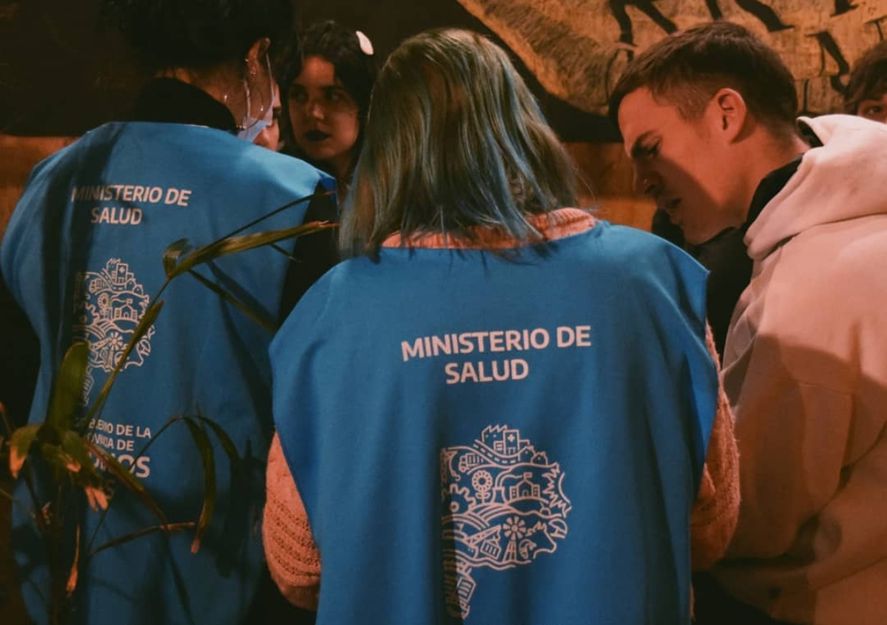 Cerveza a cambio de vacunarse en bares de Tandil