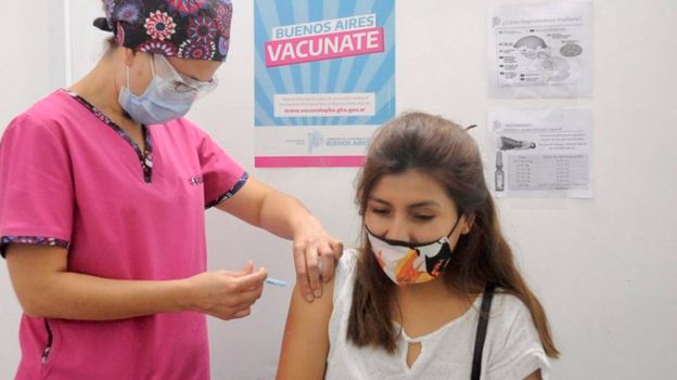 Vacunación casa por casa en la Provincia: los primeros siete distritos que implementarán esta estrategia