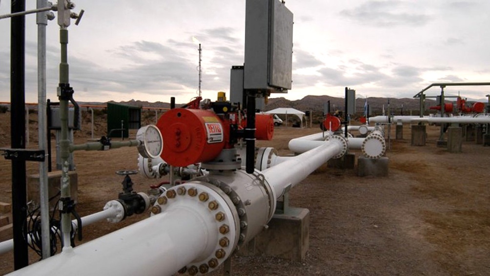 Analizan un nuevo esquema de tarifas de electricidad y gas para bajar los subsidios en 2022