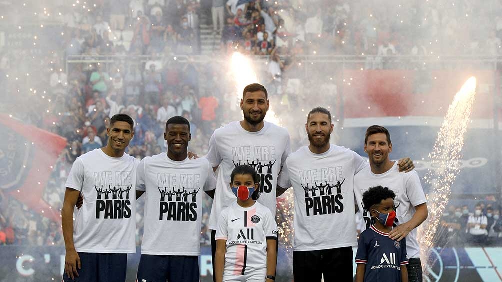 Lionel Messi entró “a lo Michael Jordan” al Parque de los Príncipes y provocó la locura de los hinchas del PSG