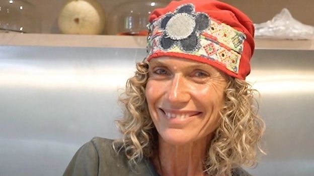 Maru Botana deberá pagar una multa millonaria por no cumplir con el aislamiento al regresar de Francia