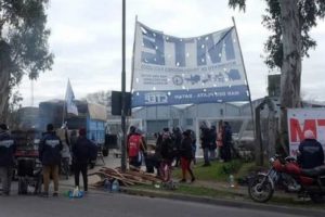 Desde la Comuna cuestionaron a los manifestantes que cortan el ingreso al predio del Emsur