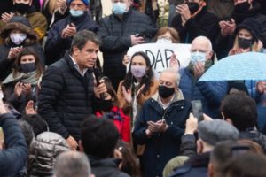 Manes: “El bonaerense quiere trabajar, no quiere planes”