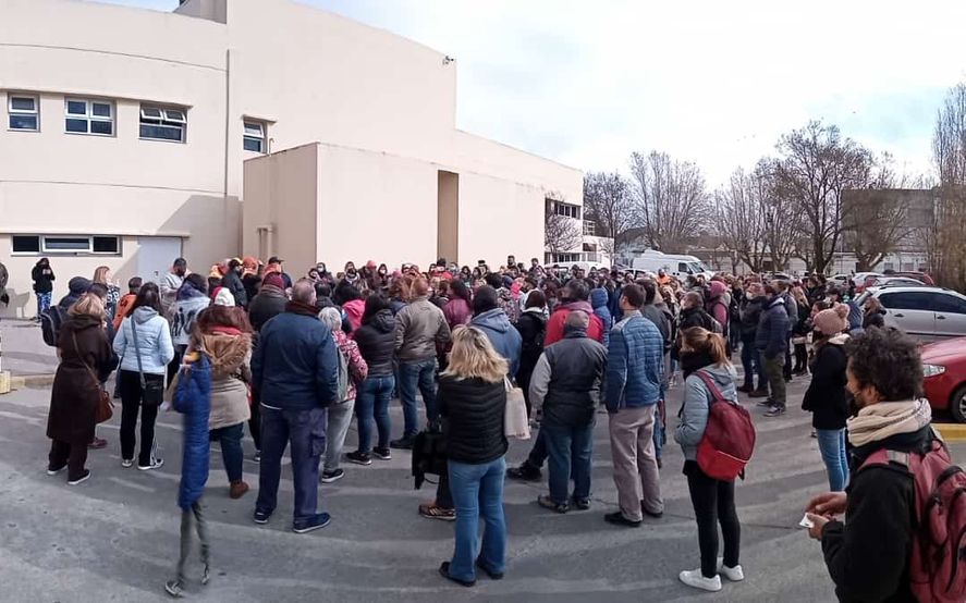 Tandil: trabajadores de salud endurecen las protestas