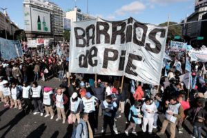 Los movimientos sociales suspendieron la marcha a Plaza de Mayo para respaldar al Presidente