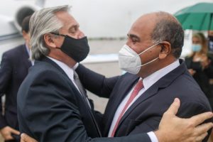 Manzur, el gobernador elegido para un puesto clave