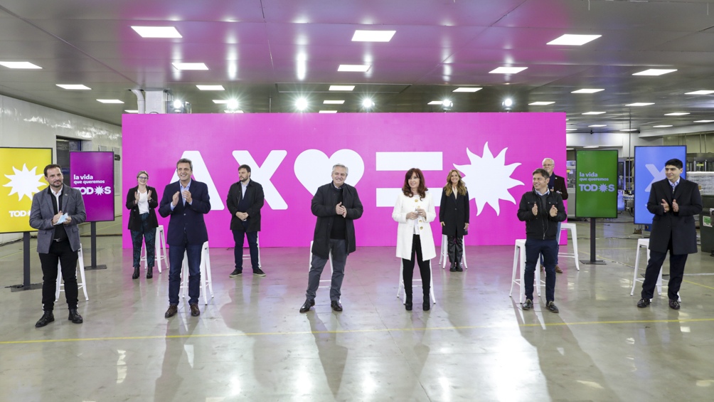 Los spots «divertidos» de la campaña, entre la viralización y el ridículo