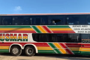 Hieren a un jugador de Aldosivi: días atrás ataron a un hincha de Lanús a un poste