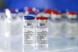 La OMS suspendió el proceso de aprobación de la Sputnik V por infracciones detectadas en una planta de producción