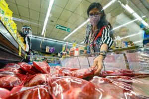Representante de carnicerías asegura que el precio de la carne bajó