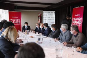 Fuerte apoyo de intendentes de la quinta sección a Facundo Manes