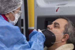 NOTICIAS ARGENTINAS BAIRES AGOSTO
21: El Ministerio de Salud de la
Nación informó hoy 5.889 nuevos
contagios de coronavirus en el
país, además de 147 fallecidos
por la pandemia en las últimas 24
horas. Foto NA: DAMIAN DOPACIO