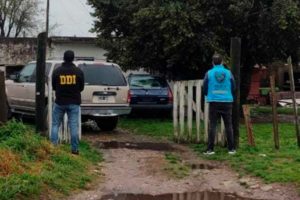 Detuvieron a una mujer que se hizo pasar por empleada de Anses para que cómplices roben una casa en Capital Federal