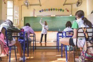 En la Provincia habrá clases los sábados para “recuperar contenidos”