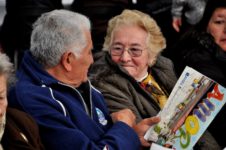 El gobierno anuncia un refuerzo de $15.000 mensuales hasta noviembre para jubilados