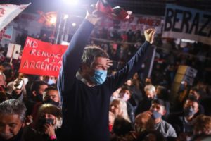 En su cierre en Quilmes, Manes dijo que son “la mejor opción” para vencer al FDT