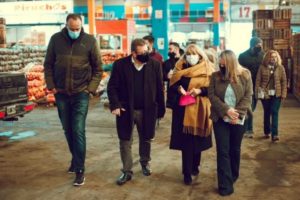 Precandidatos de “Crear” cerraron su campaña en el Mercado de Abasto