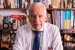 Alberto Cormillot habló de la nomofobia: “Al estar sin comunicación puede llegar a sentir felicidad o pena”