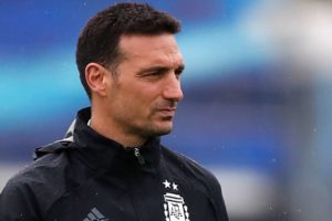 “Fuerza Scaloni”: el aliento de los hinchas por el drama familiar que vive el entrenador de la Selección argentina