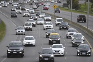 Tránsito intenso y demoras en el ingreso a CABA desde la Costa Atlántica