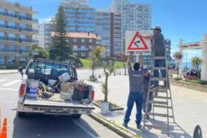 Refuerzan medidas viales y de seguridad en la zona de Playa Chica