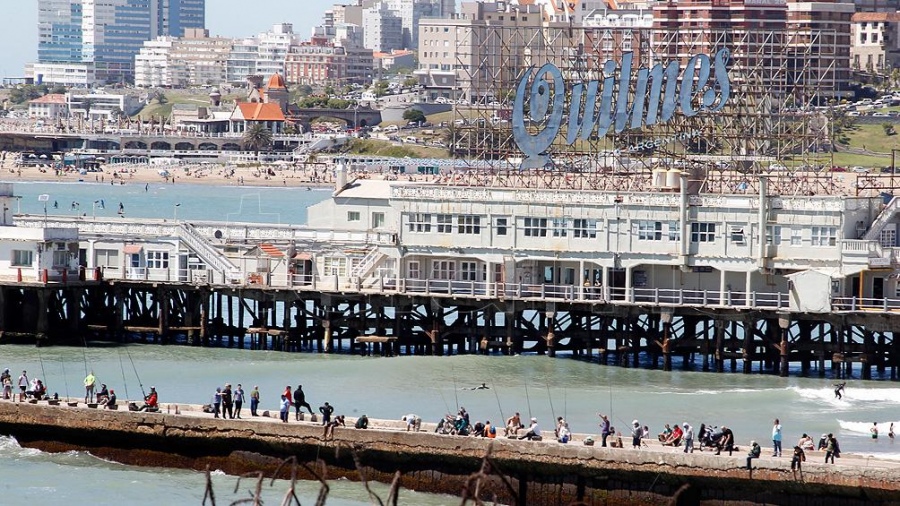 El EMTUR reconoce que no hay personal de hotelería ni choferes de taxis