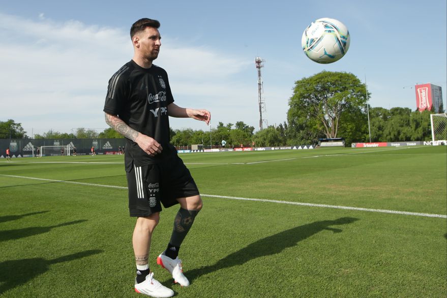 Argentina ante Brasil por el pase al Mundial de Qatar