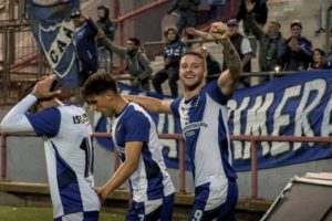 Alvarado se despidió del Minella con una goleada