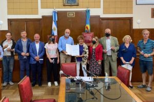 Declararon de interés el libro “Playas sostenibles en Mar del Plata”