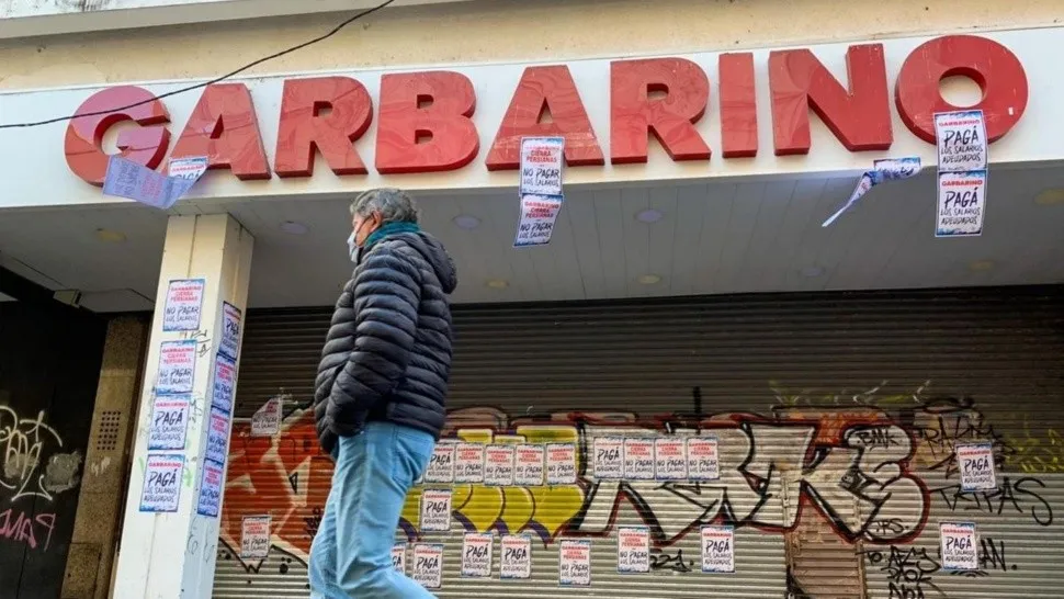 Garbarino despidió 1800 empleados, cerró todos sus locales y quiere refundarse
