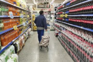 Pese al congelamiento de precios la inflación seguiría alta en los próximos seis meses