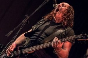 El metal vuelve a Mar del Plata de la mano de Larry Zavala